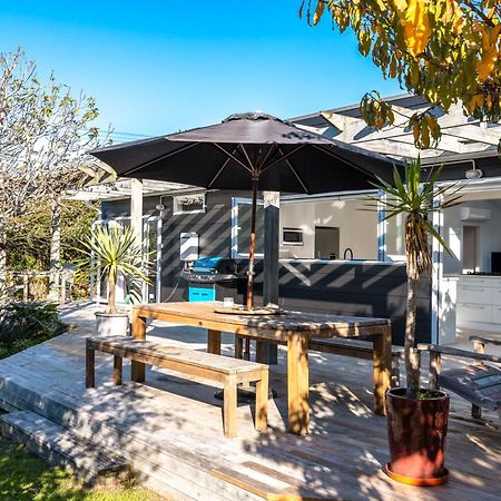 Driftwood Beach House With Spa Pool - Absolute Beachfront! Blackpool エクステリア 写真
