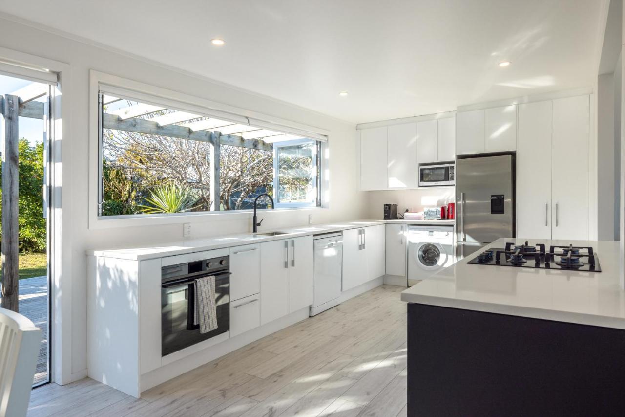 Driftwood Beach House With Spa Pool - Absolute Beachfront! Blackpool エクステリア 写真