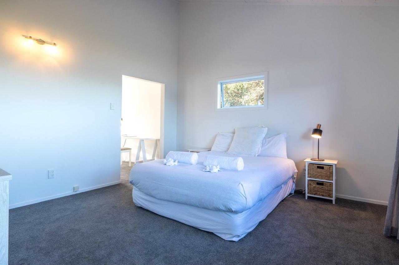 Driftwood Beach House With Spa Pool - Absolute Beachfront! Blackpool エクステリア 写真