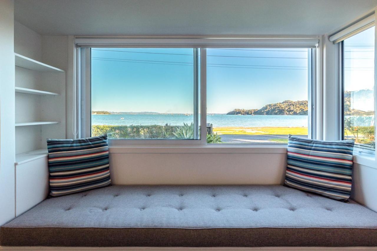 Driftwood Beach House With Spa Pool - Absolute Beachfront! Blackpool エクステリア 写真